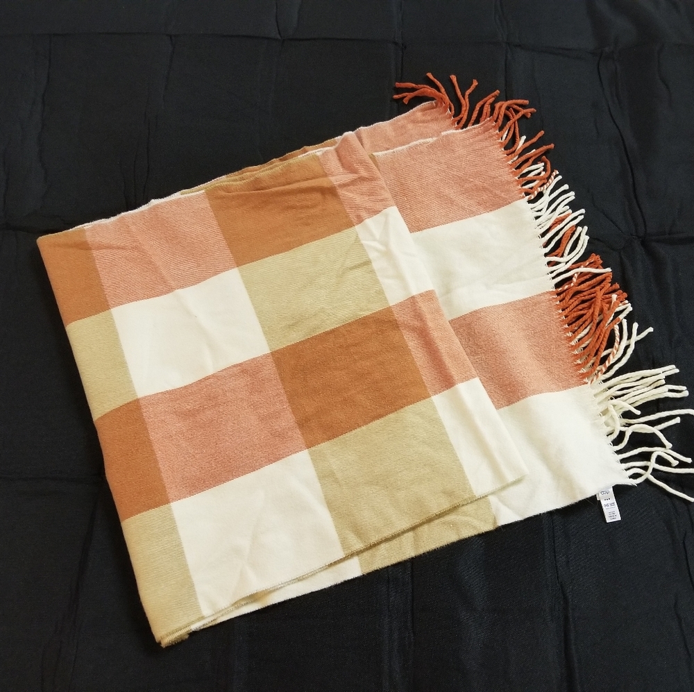 Gap scarf